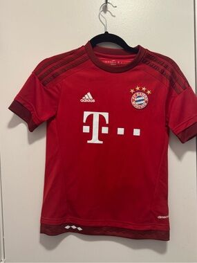 Adidas FC Bayern München Climacool Soccer Jersey Red Youth Medium(11-12) UEFA